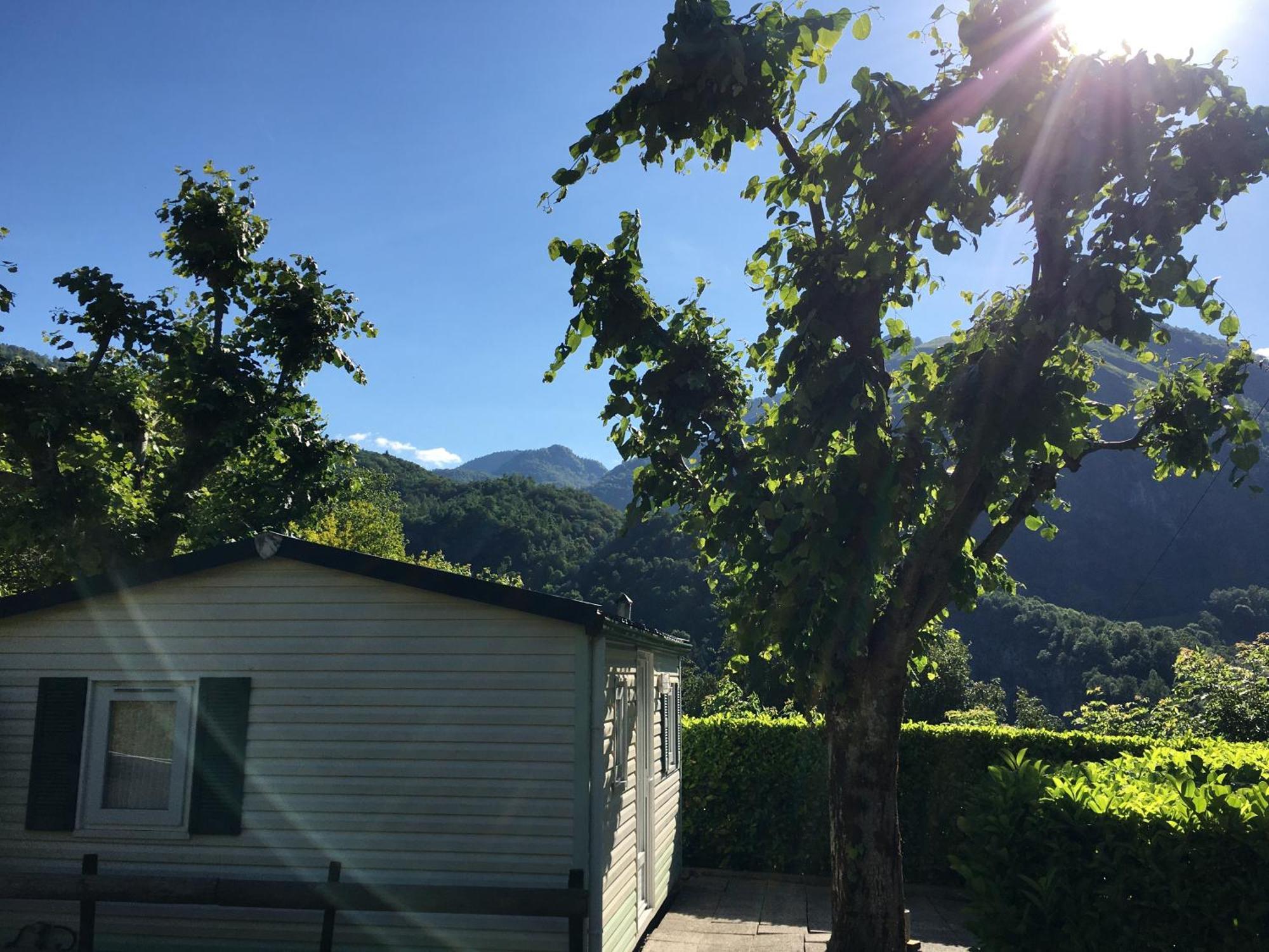 Camping Du Valentin Laruns Bagian luar foto