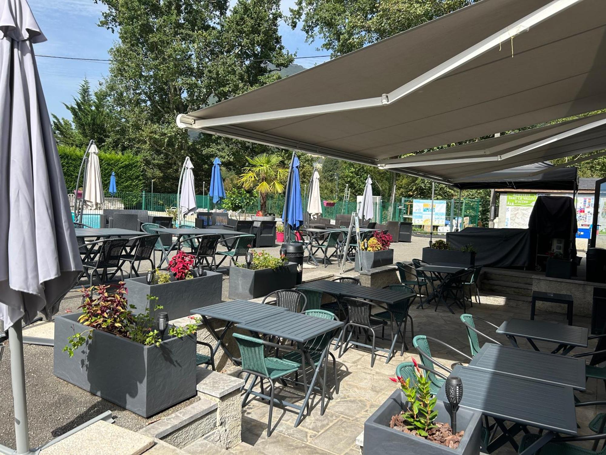 Camping Du Valentin Laruns Bagian luar foto